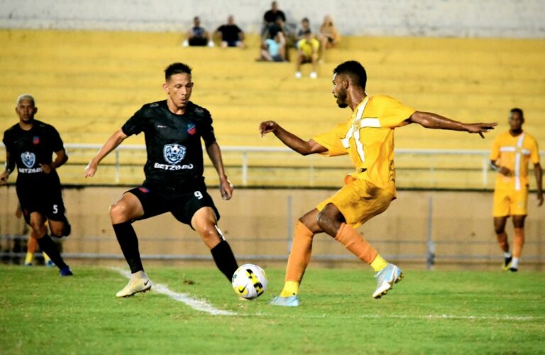 Humaitá e Brasiliense-DF ficam no empate e visitantes avançam