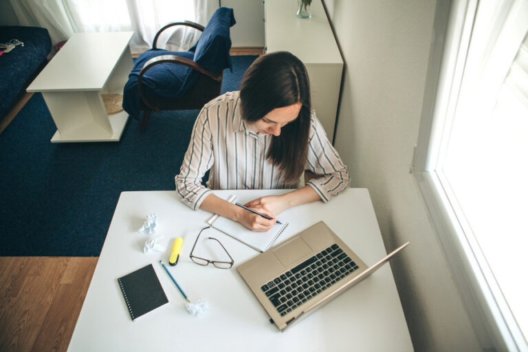 Capacitações gratuitas abordam saúde suplementar; veja como se inscrever