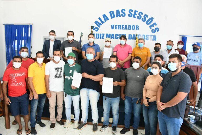 Em reunião com produtores no Juruá, Nicolau Júnior e Luiz Gonzaga garante  redução de imposto sobre a farinha