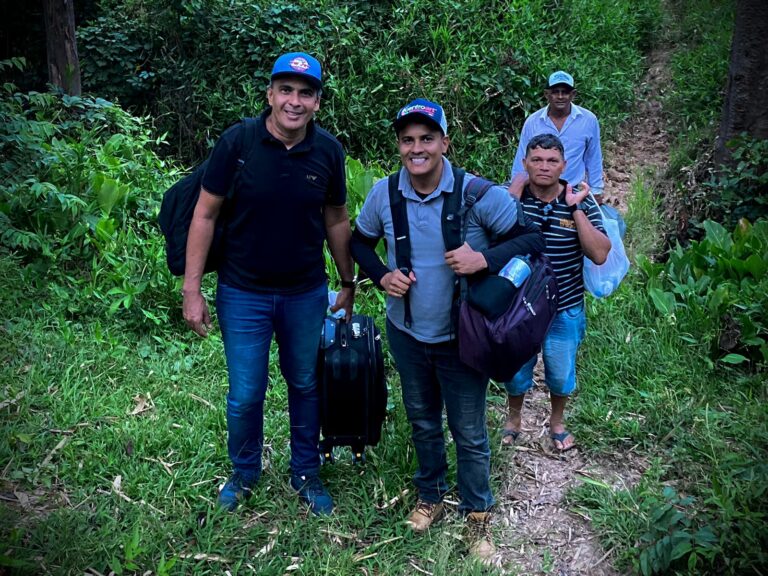 Jairo Cassiano e Elvis Dany visitam o Rio Macauã e ouvem reivindicações dos moradores