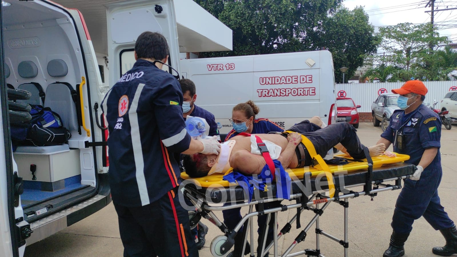 Colisão entre carro e motocicleta deixa idoso de 64 anos em estado grave no PS de Rio Branco