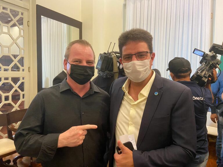 Pedro Longo elogia apoio de Gladson aos produtores de farinha e pecuaristas com redução de impostos