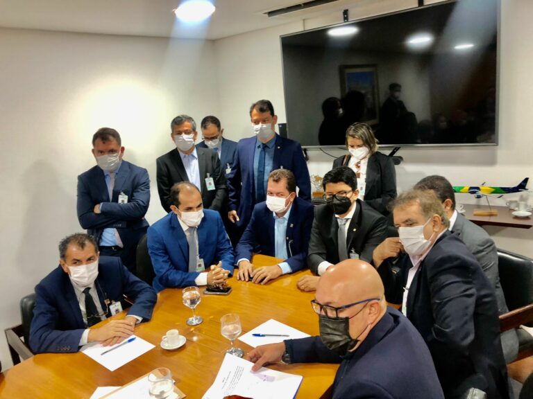 Em Brasília, Jenilson e comitiva da Aleac se reúnem com Ciro Nogueira para discutir solução para BR-364