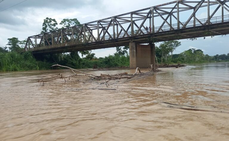 Em Sena, rio Iaco baixa cinco centímetros e começa a dar sinais de vazante
