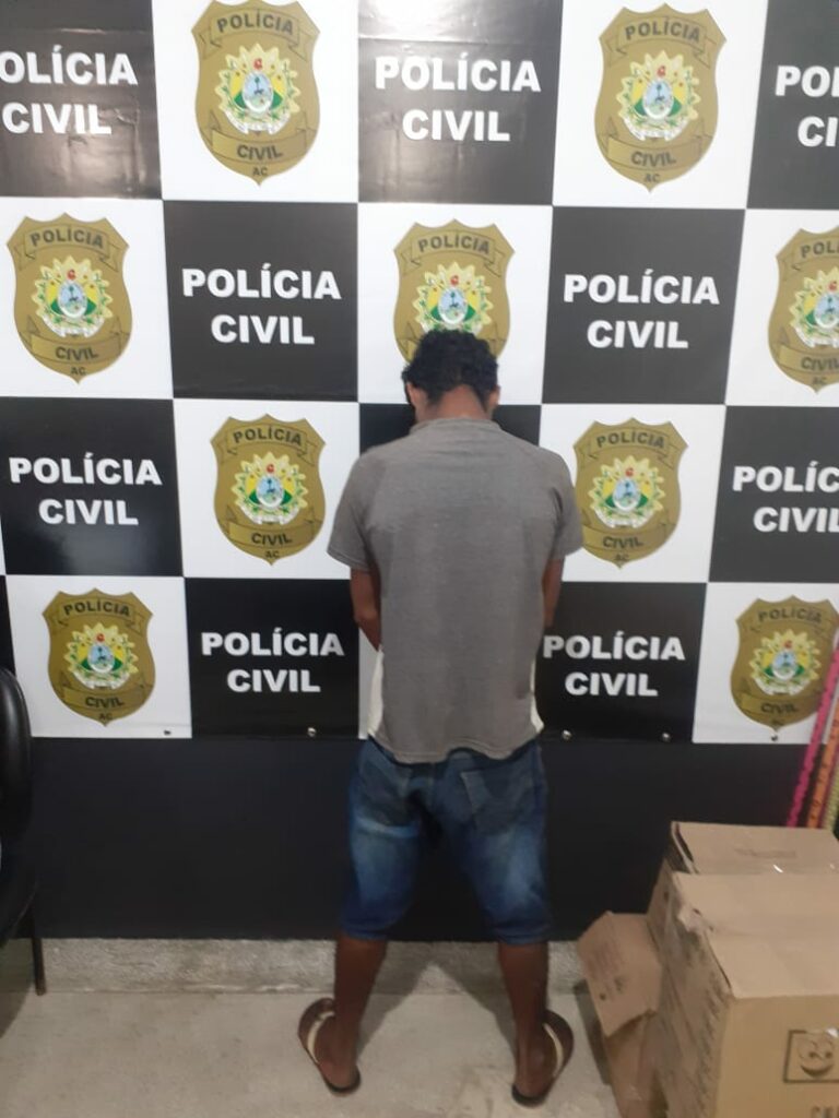 Policia Civil prende em flagrante homem suspeito de furtar loja em Cruzeiro do Sul