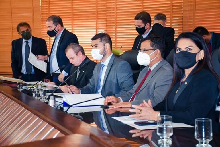 Aleac aprova isenção de ICMS para produtores de farinha após intermediações de Nicolau e Gonzaga