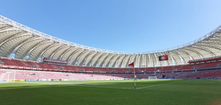 Vai começar! Inter x Real Brasília e Grêmio x Cruzeiro abrem Supercopa do Brasil feminina nesta sexta