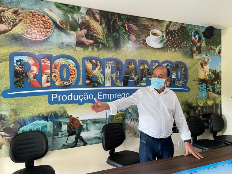 Coluna: É preciso coragem para fazer o que Bocalom, entre a cruz e a espada, está fazendo