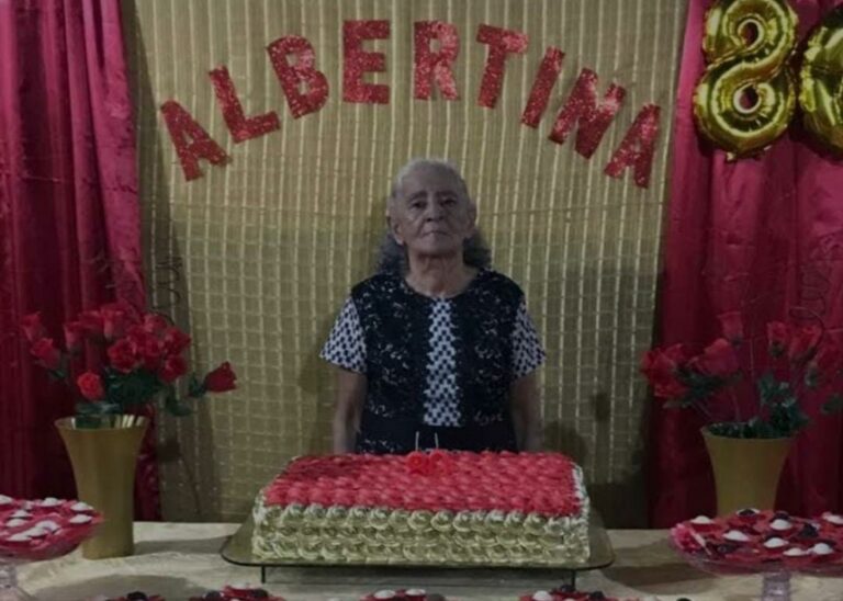 Morre aos 82 anos de idade ‘Dona Nega do Tacacá’, tradicional moradora de Sena Madureira