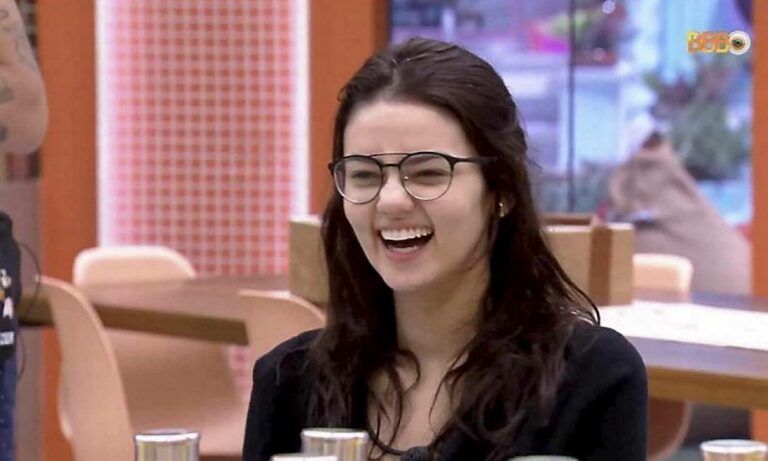 Carros, joias, viagens… O que dá para comprar com o valor da câmera que Eslovênia quebrou no ‘BBB 22’