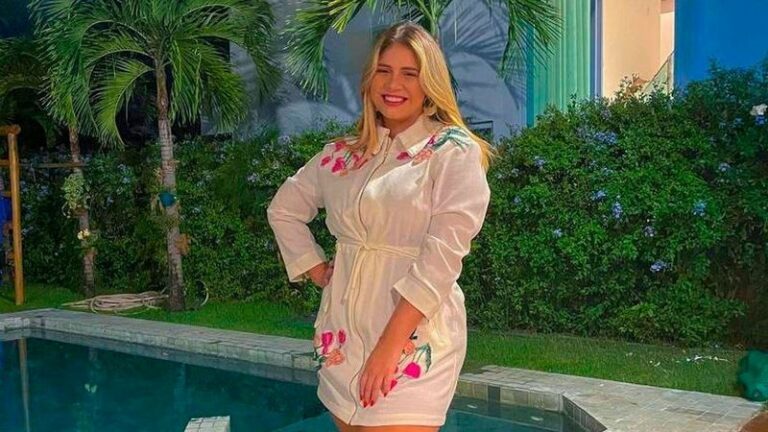 Veja fotos raras da mansão gigantesca que Marília Mendonça viveu antes da morte