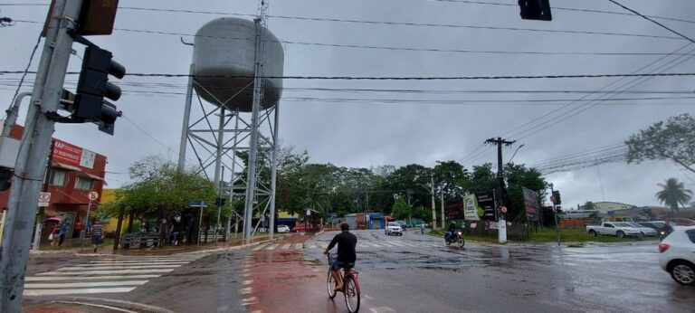 Previsão é de tempo carregado em todo o Acre com ‘possibilidade de grandes acumulados de chuva’ neste domingo