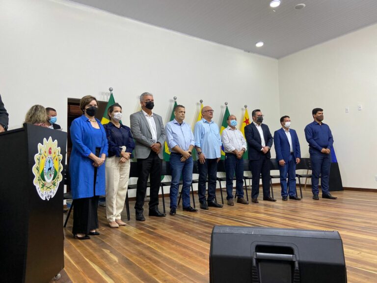 Bolsonaro deve vir ao Acre em abril para entrega de títulos de terras pelo Incra