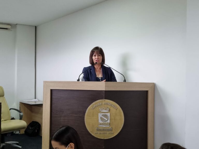 “Já estou treinando para quando for à tribuna do Senado”, diz Márcia Bittar ao participar de sessão