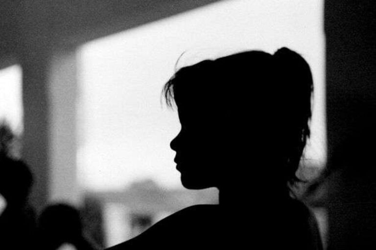 No AC, casal acusado de esconder droga em roupa de criança deve ir a julgamento