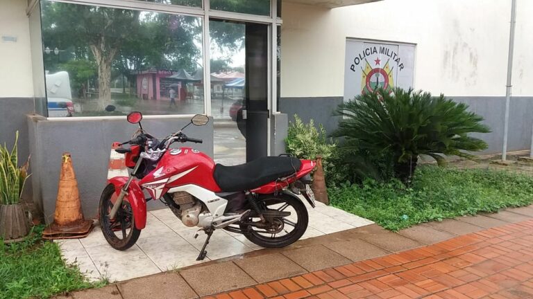 Moto roubada em Vila Campinas é encontrada abandonada em Senador Guiomard