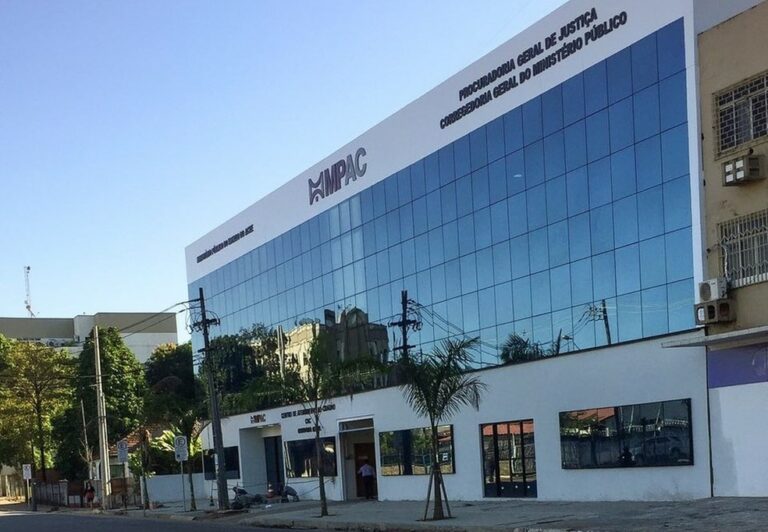 Concurso MP AC Promotor oferta 10 vagas; inscrições abertas