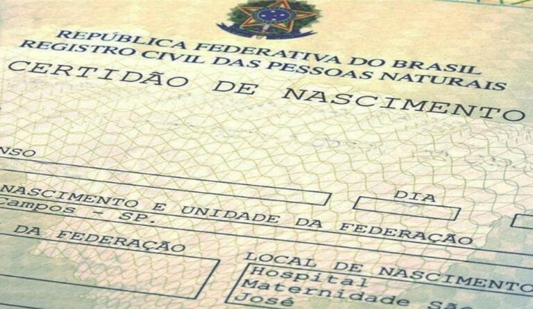 Avó entra na Justiça para mudar nome do neto registrado como ‘Lúcifer’