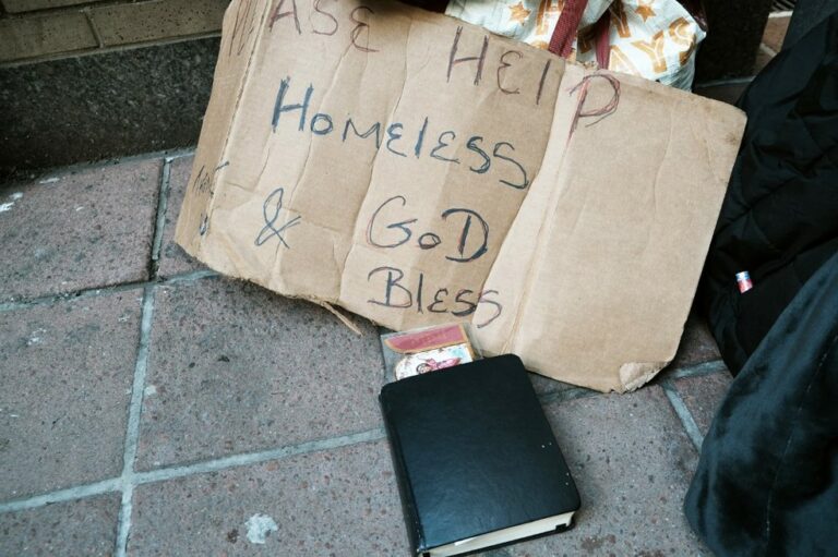 Homem suspeito de ser um serial killer de moradores de rua é preso