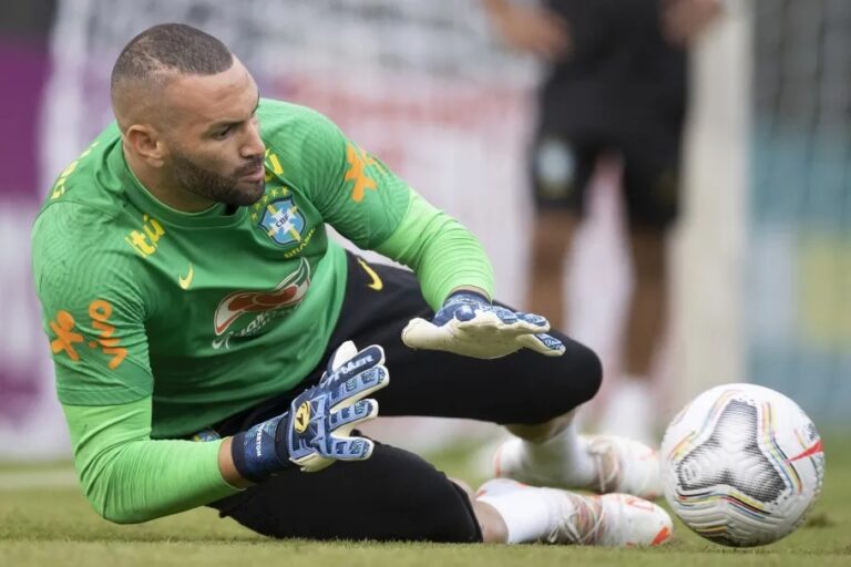 Weverton se machuca e Santos é convocado para despedida da seleção na Bolívia