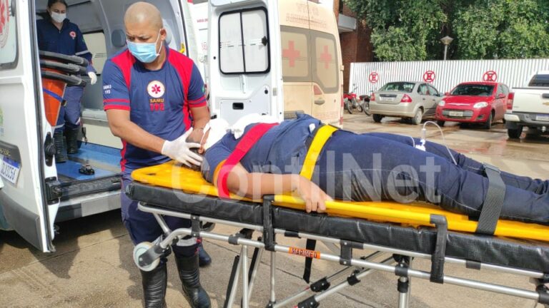 Colisão entre carro e motocicleta próximo ao shopping deixa casal ferido em Rio Branco