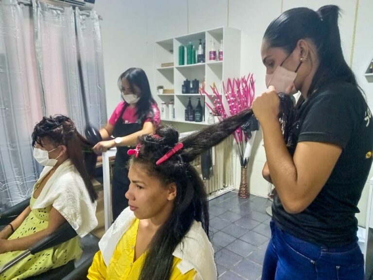 Em parceria com a prefeitura, clínica realiza atendimento gratuito no Dia da Mulher