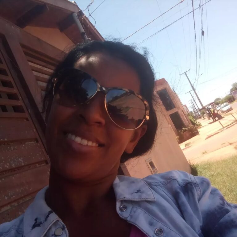 Mulher morre em hospital após ser esfaqueada pelo ex-marido e deixa 5 filhos