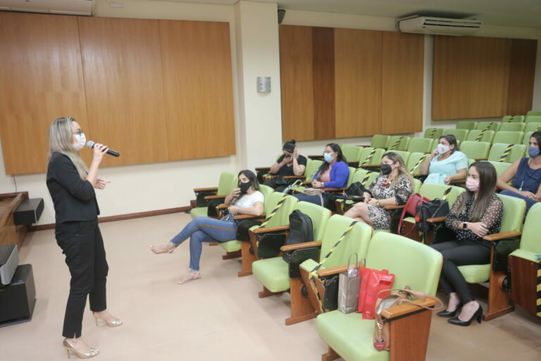 Secretaria de Planejamento e Gestão do AC realiza palestra sobre empoderamento feminino