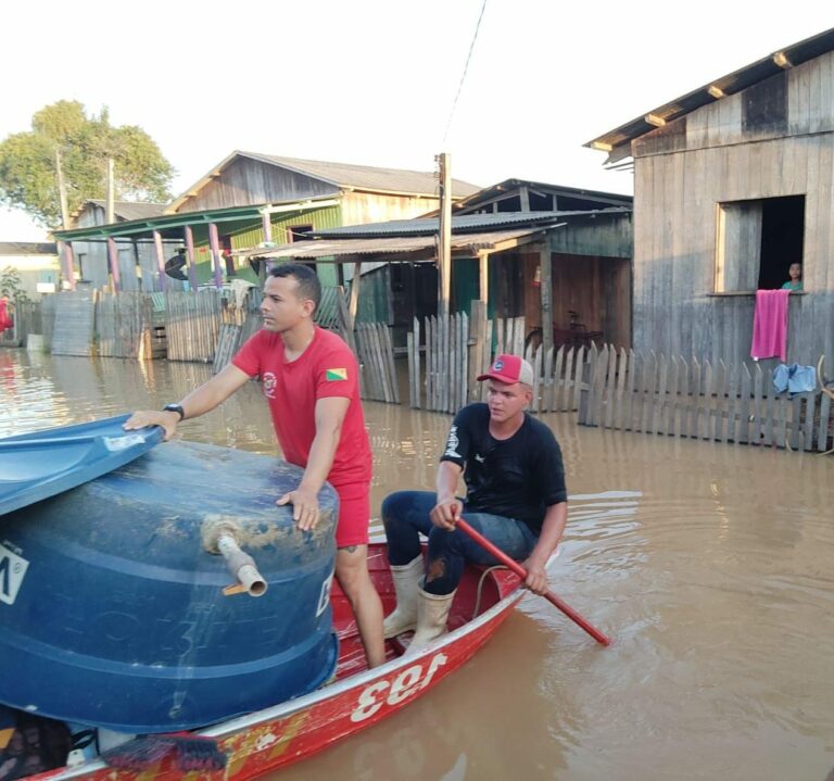 Nível do rio Iaco ultrapassa cota de transbordamento e famílias continuam sendo afetadas em Sena