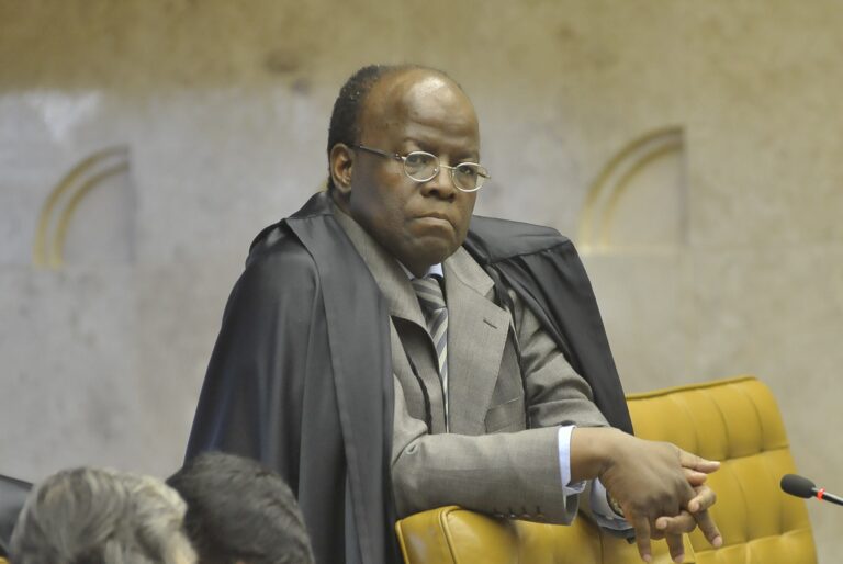 Postulante ao Governo do Acre convida Joaquim Barbosa para eleições presidenciais e ex-ministro responde