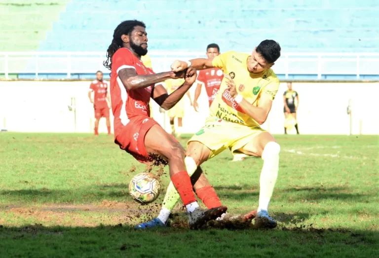 Náuas supera o Rio Branco, avança e pressiona o Leão