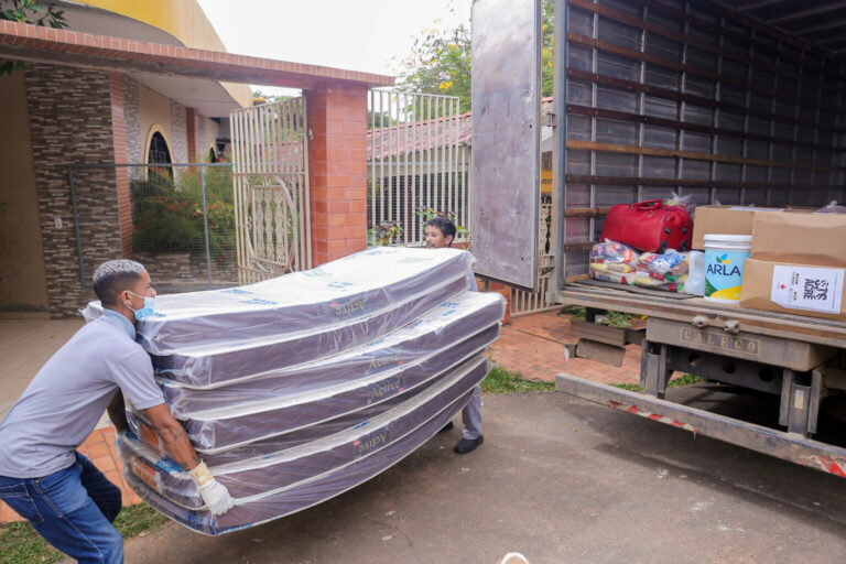 Governo envia doações para famílias atingidas pelas cheias dos rios em Feijó e Tarauacá