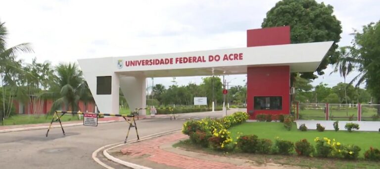 Professores da UFAC aderem indicativo de greve para 23 de maio