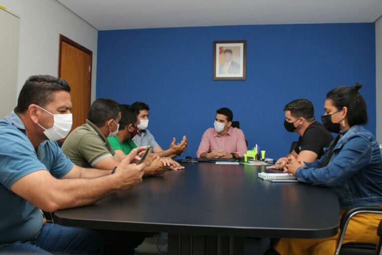 Governo realizará estudo de viabilidade para ampliar rede de água em Tarauacá