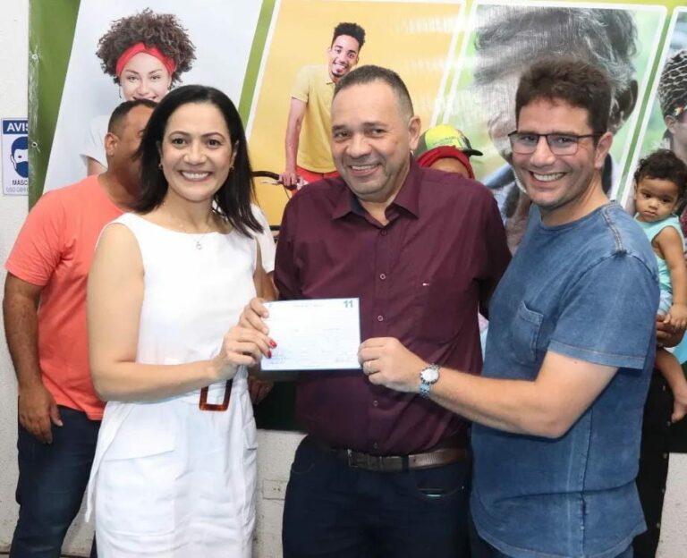 Mailza e Gladson declaram união em nome do Progressistas e recepcionam o deputado Manoel Moraes em grande ato de filiação