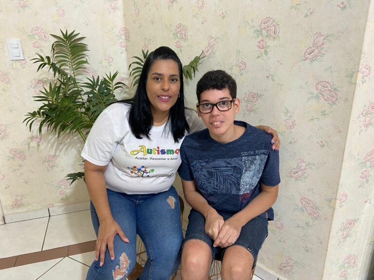Associação Família Azul sonha em ter espaço físico para promover conscientização do autismo no AC