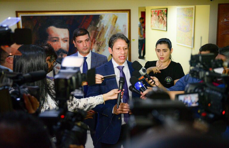 Governo decide estender auxílio alimentação para todos os servidores públicos do Acre