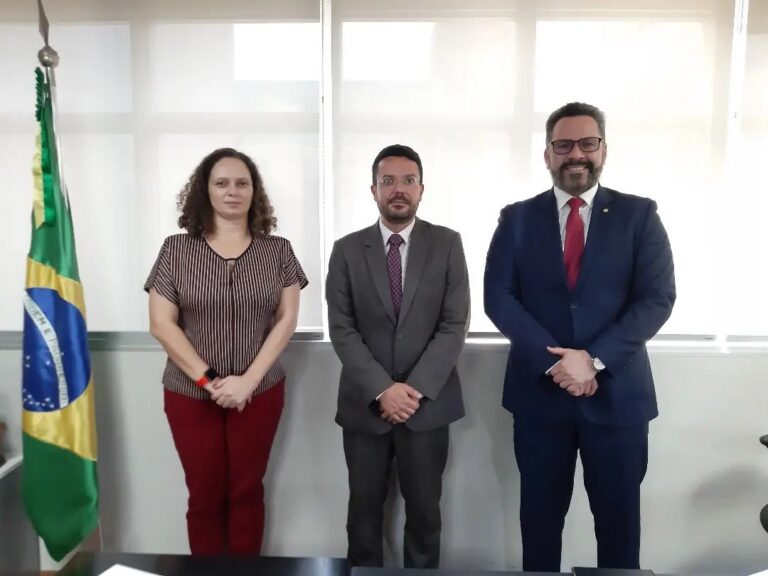 Em Brasília, Alan Rick busca apoio para obras da Educação em cinco cidades do Acre