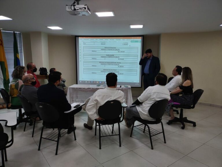 Greve dos médicos em Rio Branco é suspensa, decide Sindmed; movimento do estado continua