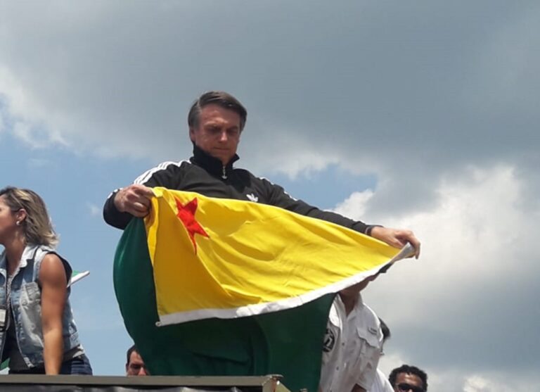 Políticos do Acre celebram aniversário de Bolsonaro nas redes sociais