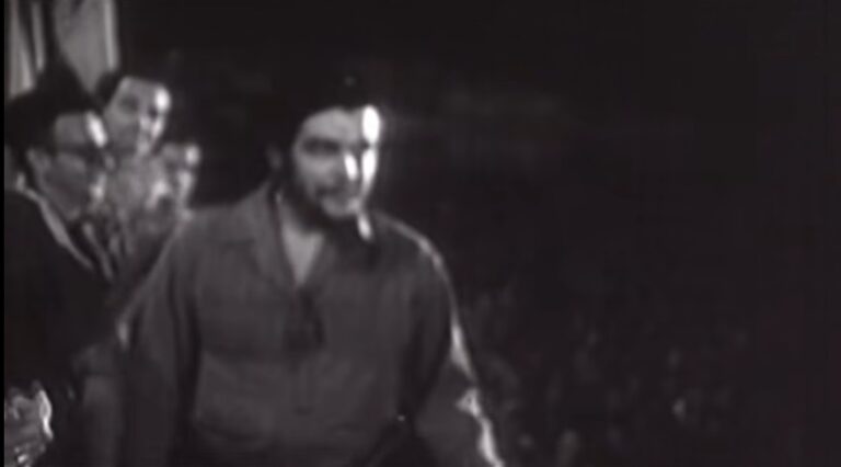 Morre na Bolívia militar que matou Che Guevara