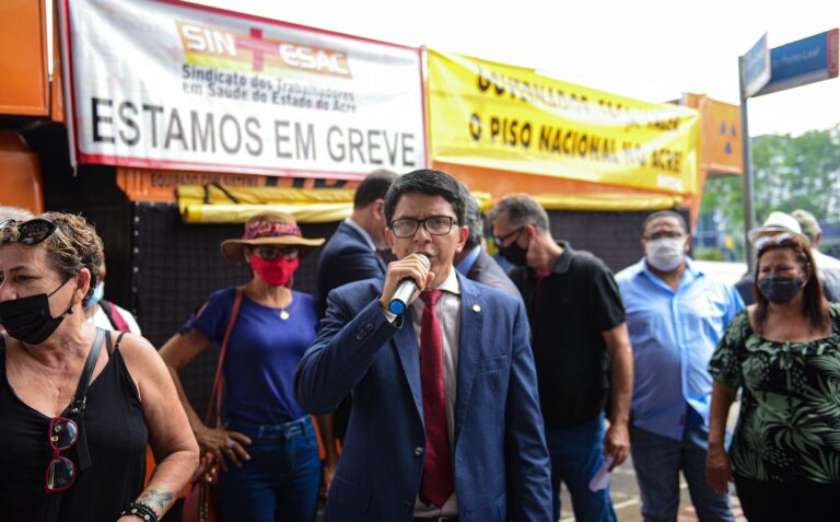 Jenilson Leite diz que Bocalom precisa pedir desculpas aos servidores públicos do Acre