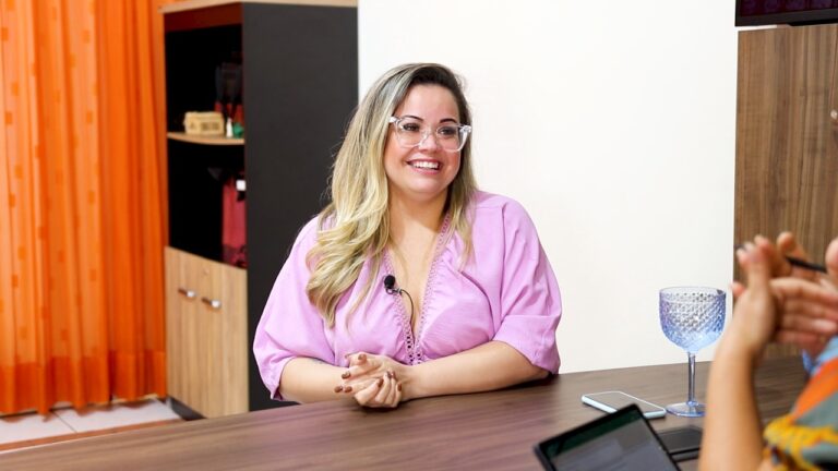 Michelle abre o jogo sobre machismo na política e fala sobre ataques: “O preço de ser verdadeira é alto”