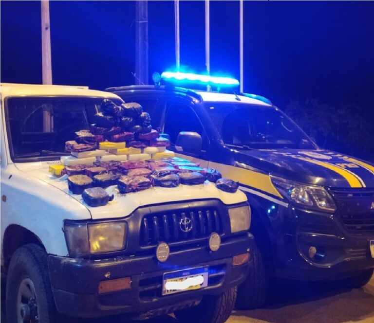 Mais de 50kg de drogas são apreendidas pela PRF em Plácido de Castro