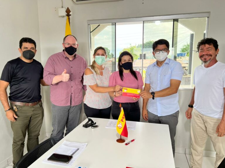 Professora doutora em Educação se filia ao PSB e lança pré-candidatura a deputada estadual