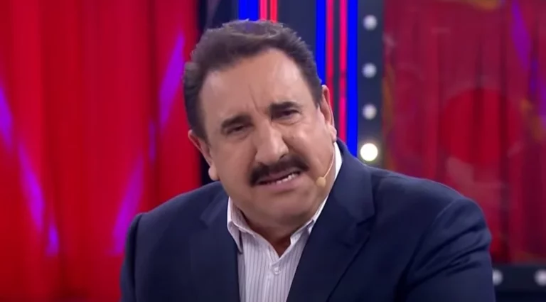 Ratinho dá dois tapas na cara de Marquito no SBT