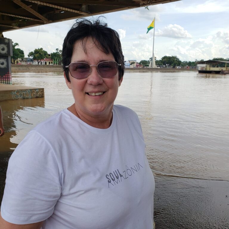 Wania Pinheiro reage a declarações de Zen durante sessão na Aleac: “O que o senhor ganha com isso?”