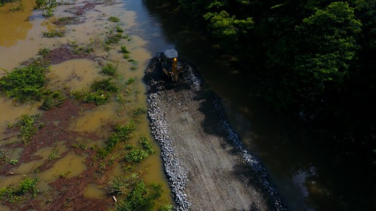 Rio Acre, BR-364, cheia em Cruzeiro do Sul e mais: veja o que foi destaque nesta terça