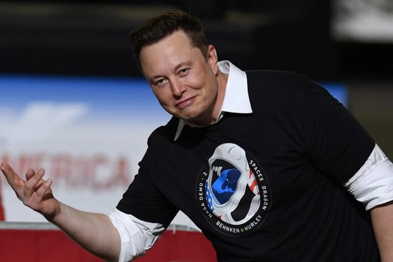 Elon Musk compra Twitter por US$ 44 bilhões
