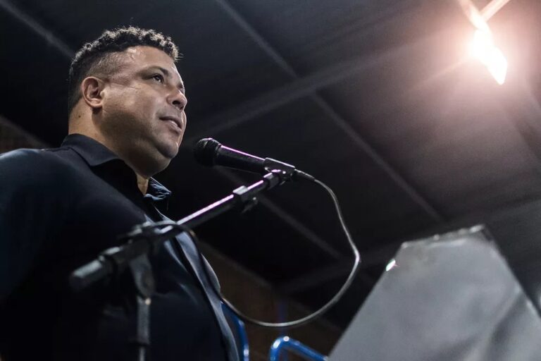 Ronaldo tem corrida contra relógio e chegará a R$ 40 milhões em pagamento de dívidas no Cruzeiro